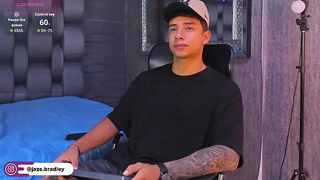 jaze bradley online show from November 10, 11:31 am