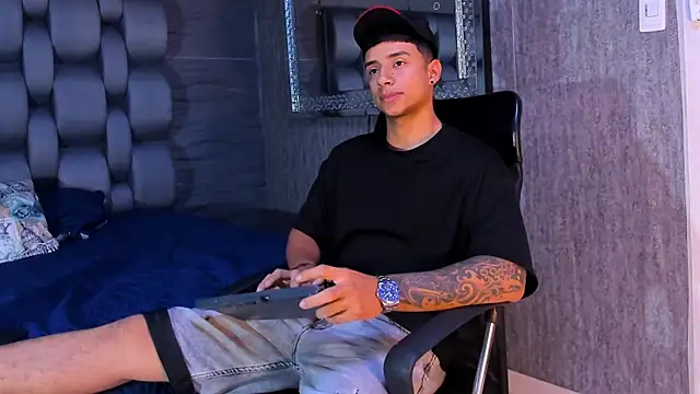 jaze bradley online show from January 14, 11:27 am