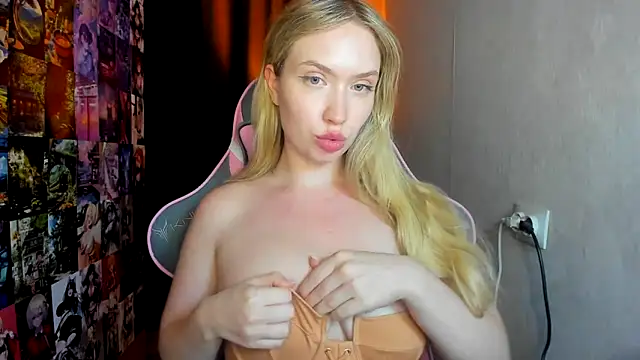 NicoleRiccii online show from September 8, 7:35 pm