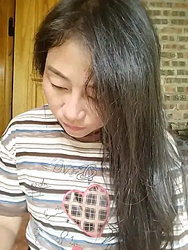 Snapshot of babychill09 chatting on September 9, 11:48 pm babychill09 online show from September 9, 11:48 pm