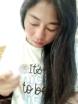 Snapshot of babychill09 chatting on September 22, 12:01 am babychill09 online show from September 22, 12:01 am