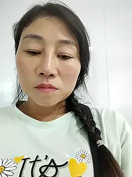 Snapshot of babychill09 chatting on October 15, 7:08 am babychill09 online show from October 15, 7:08 am
