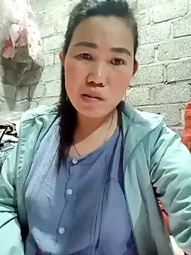 jienrrr online show from October 25, 1:51 pm