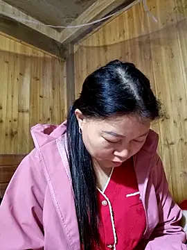 yoowwmr online show from October 23, 12:10 am