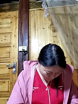 yoowwmr online show from October 30, 1:56 pm