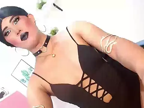 Snapshot of Asianbiatrix_xxx chatting on January 14, 10:25 pm Asianbiatrix xxx online show from January 14, 10:25 pm