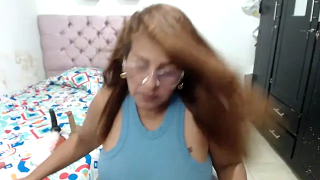 Snapshot of cristydirtyhot chatting on September 24, 1:20 am cristydirtyhot online show from September 24, 1:20 am