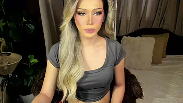Candicebloom online show from May 29, 5:38 am