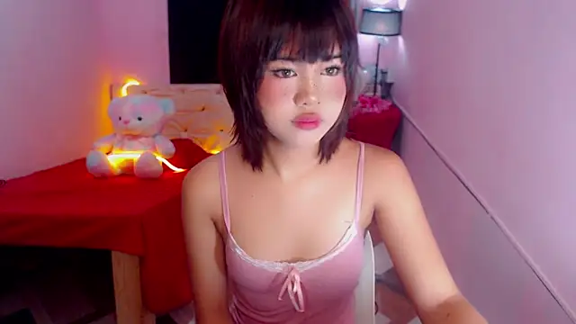 Snapshot of asian_babhiegirl chatting on June 14, 7:43 am asian babhiegirl online show from June 14, 7:43 am