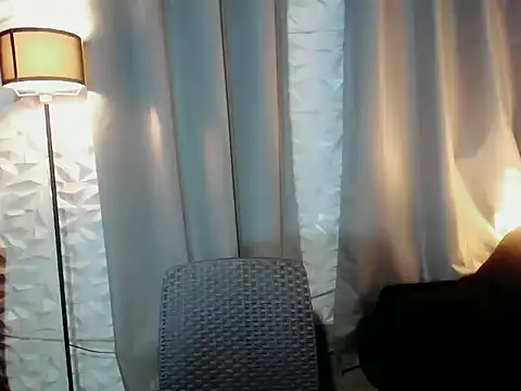 Snapshot of prince_elaijah chatting on April 7, 1:11 pm prince elaijah online show from April 7, 1:11 pm