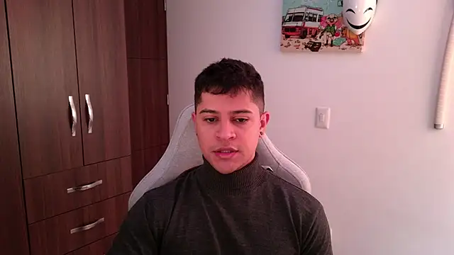 domsantiago  online show from October 20, 3:56 pm