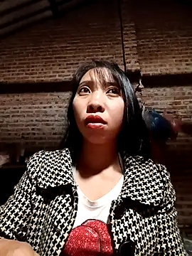 emaame68 online show from October 25, 2:24 pm