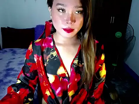 Urassiansweetcummer online show from October 30, 2:13 am