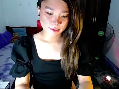 Urassiansweetcummer online show from April 16, 5:58 pm