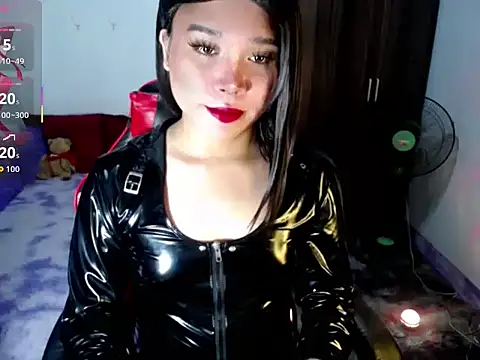 Snapshot of Urassiansweetcummer chatting on July 21, 12:29 pm Urassiansweetcummer online show from July 21, 12:29 pm