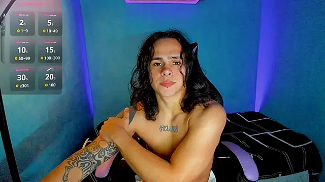 Snapshot of Maximiliano_scoott__ chatting on September 17, 7:37 pm Maximiliano scoott online show from September 17, 7:37 pm