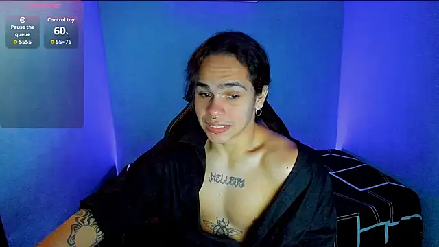 Snapshot of Maximiliano_scoott__ chatting on September 19, 5:35 pm Maximiliano scoott online show from September 19, 5:35 pm