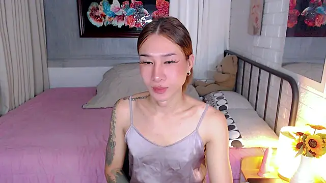 TRANSGODDESSA online show from November 30, 2:04 am