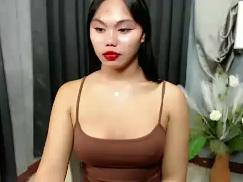 Snapshot of liane_mei chatting on November 12, 10:30 pm liane mei online show from November 12, 10:30 pm