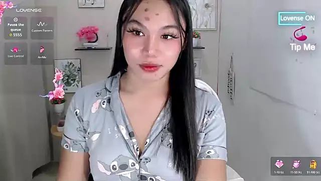 liane mei online show from June 28, 7:03 am