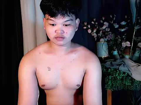 Reynelcock online show from October 28, 9:17 pm