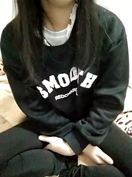 Kembong01 online show from February 14, 6:59 pm