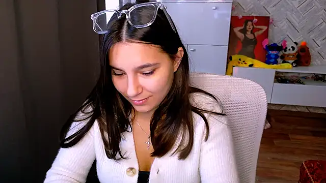 Arianna Grend online show from September 17, 11:45 am