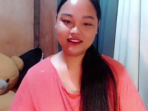  Lylia online show from December 5, 1:14 am