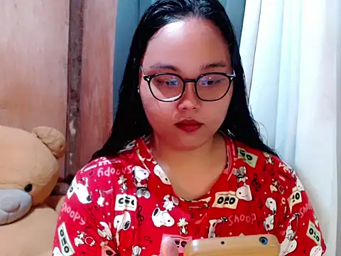  Lylia online show from February 9, 7:07 pm