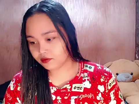  Lylia online show from March 20, 9:30 pm