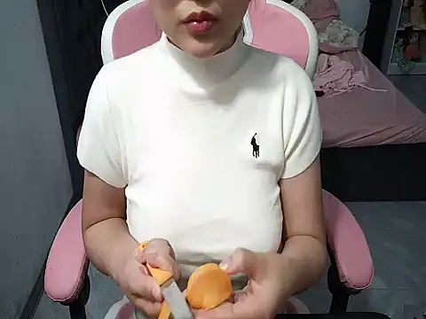 Ori-Yannie online show from November 2, 6:05 am