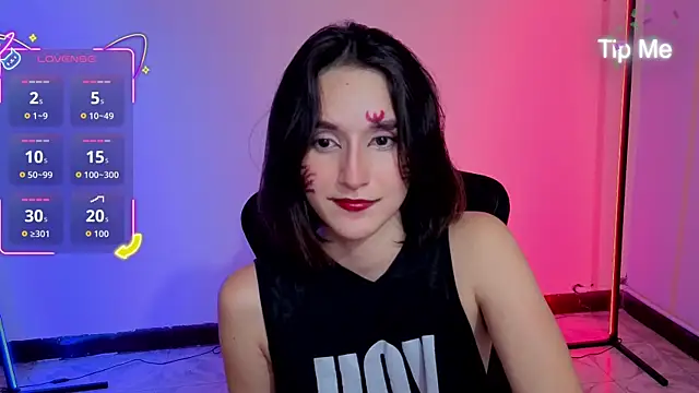 MiaLozanox online show from October 22, 8:25 am
