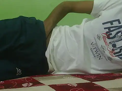 Snapshot of rockyy23boy chatting on May 29, 2:15 pm rockyy23boy online show from May 29, 2:15 pm