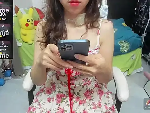 Snapshot of LuckyBabe_new01 chatting on February 1, 11:42 am LuckyBabe new01 online show from February 1, 11:42 am