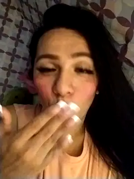 enoria1992 online show from April 5, 5:26 am