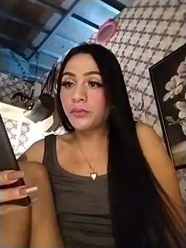 enoria1992 online show from June 19, 2:43 pm