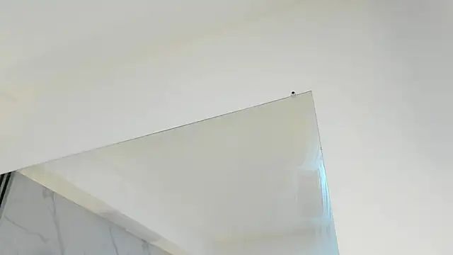 Wonderkloe  online show from February 15, 1:24 am