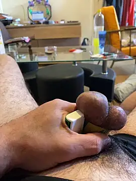 Snapshot of jackadi33 chatting on September 27, 12:21 pm jackadi33 online show from September 27, 12:21 pm