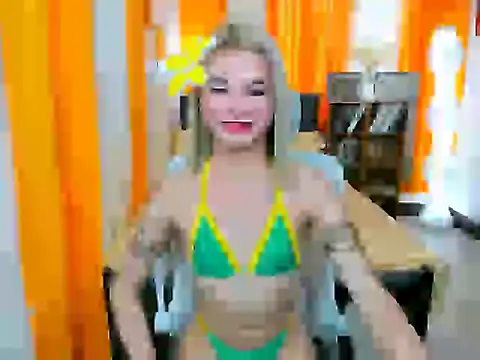 Snapshot of hotjessieempress chatting on April 28, 2:38 am hotjessieempress online show from April 28, 2:38 am