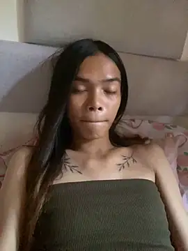 itsmekyrie online show from April 9, 6:13 am