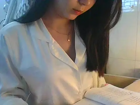 Linzly online show from January 7, 2:36 am