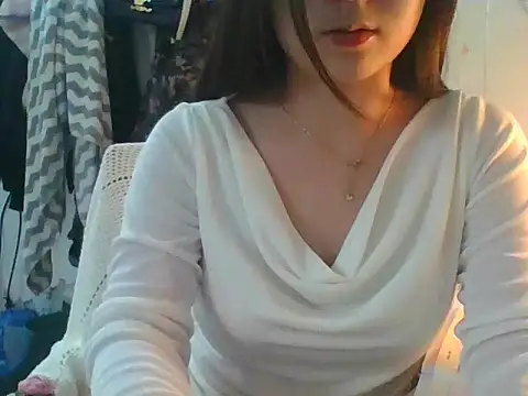 Linzly online show from January 19, 2:37 am