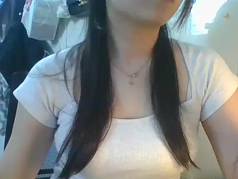 Linzly online show from May 31, 2:42 am