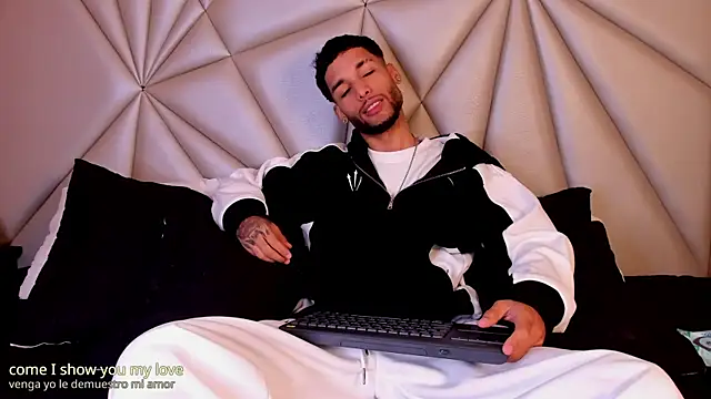 Thiagoferreti online show from April 6, 1:14 am