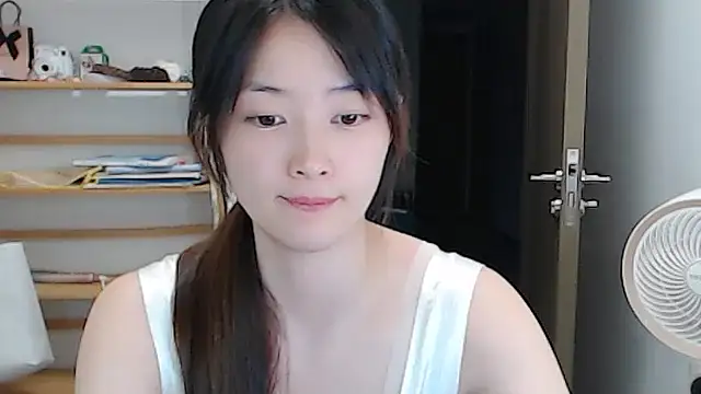 Mimi-cnbaby online show from May 17, 2:57 pm
