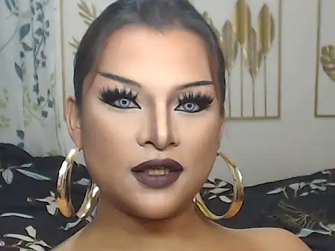 Snapshot of GoddessOFALLx chatting on July 27, 11:34 pm GoddessOFALLx online show from July 27, 11:34 pm