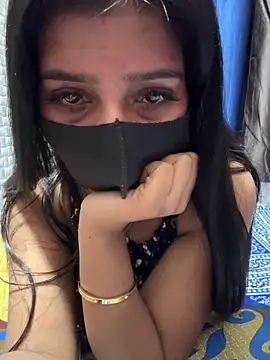 Hot Jaanvi  online show from March 25, 4:35 pm