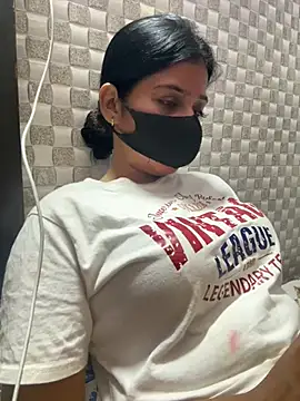Hot Jaanvi  online show from May 21, 4:47 pm
