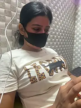 Hot Jaanvi  online show from May 29, 4:49 pm
