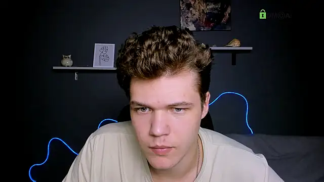 lucas long  online show from September 25, 12:53 pm